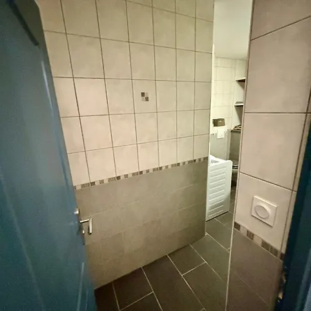 - Baignoire - Pret De Vtt - Lave Linge *